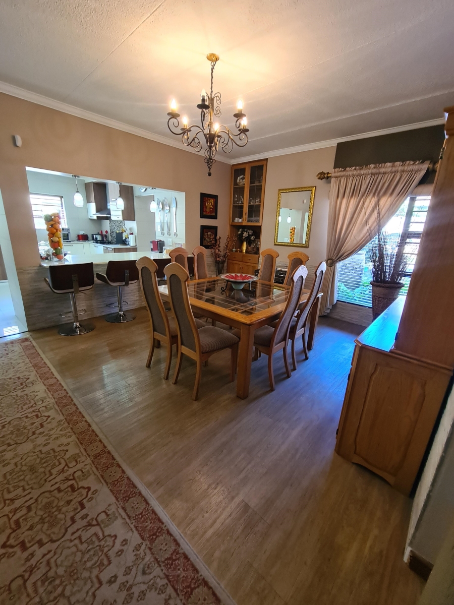 5 Bedroom Property for Sale in Maraldi Estate Free State